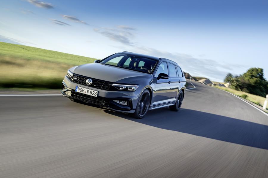  Volkswagen Passat Variant R-Line Edition (B8) 2019 года  (фото 12 из 31)
